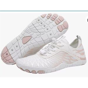 Hike Footwear Barefoot Womens Pro Waterproof Non-Slip Wide Outdoor Shoes Sz 10